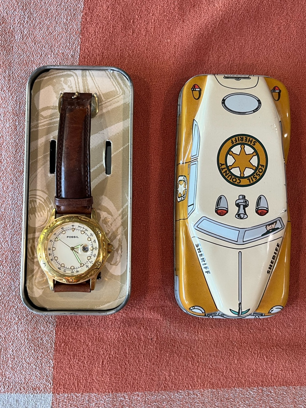 Vintage Fossil Men’s Gold-Tone Watch with Brown Leather Strap